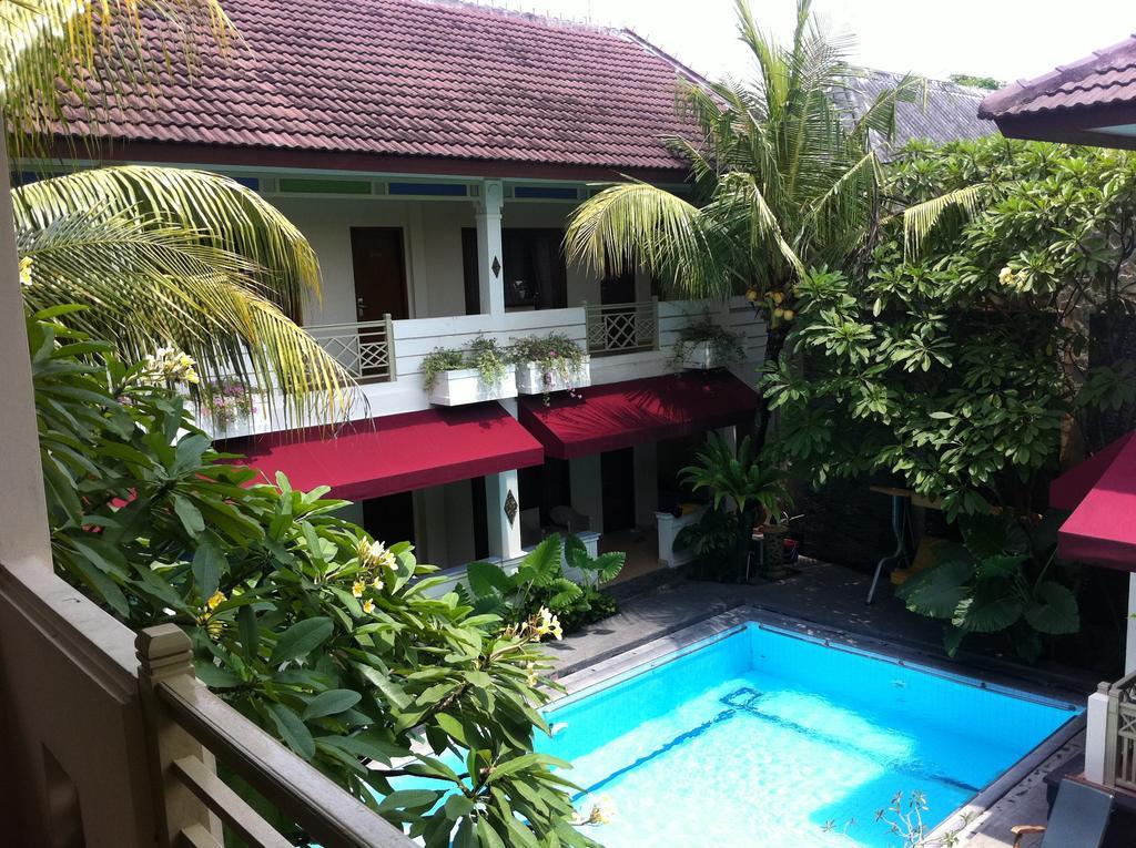 Hotel Indah Palace Jogjacarta Exterior foto