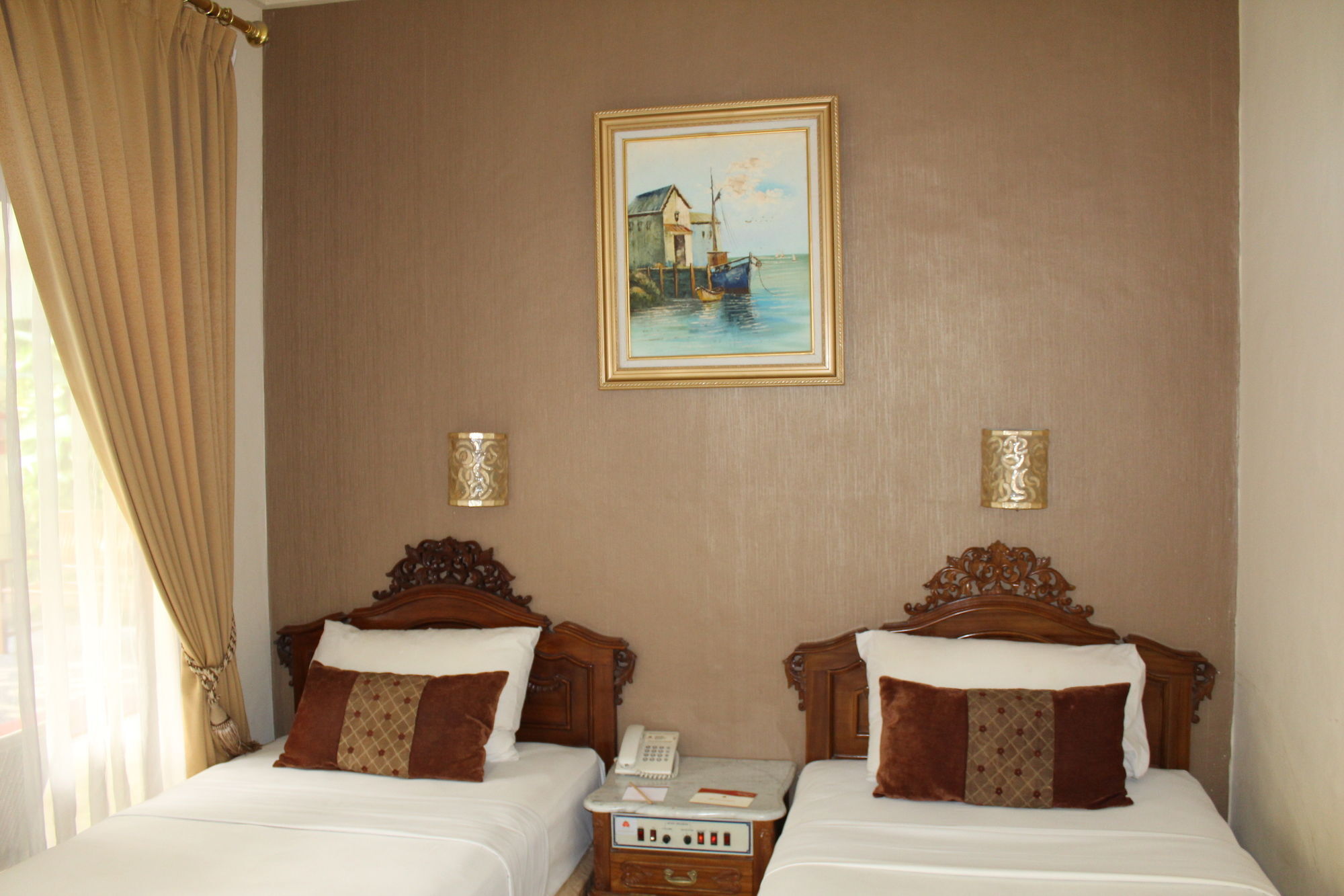 Hotel Indah Palace Jogjacarta Exterior foto